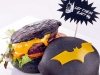 Gli hamburger col formaggio a forma di Batman 