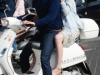 Emma Stone e Andrew Garfield a Roma in vespa (9)