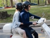 Emma Stone e Andrew Garfield a Roma in vespa (2)