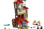 Harry-Potter-LEGO-Attacco-alla-tana-75980-03