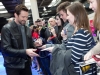 9. Hugh Jackman firma autografi