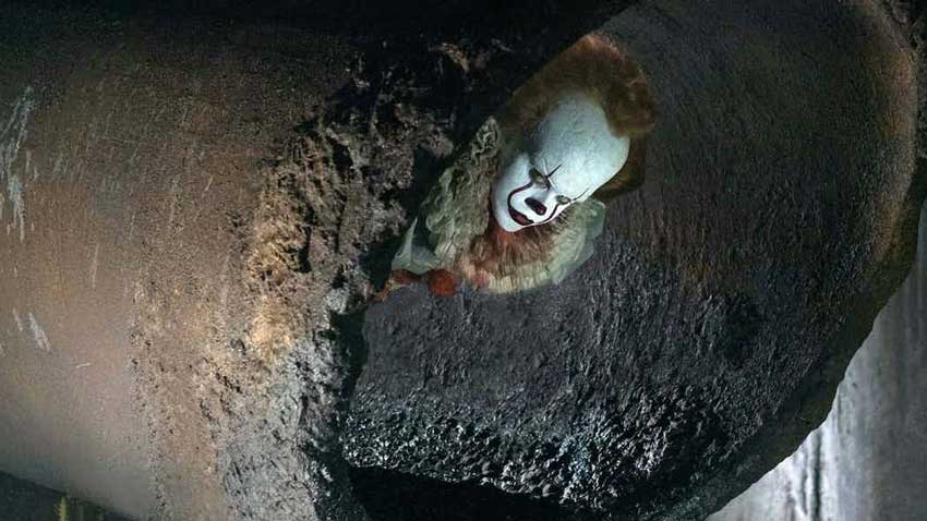 Bill Skarsgard è Pennywise nel remake di IT