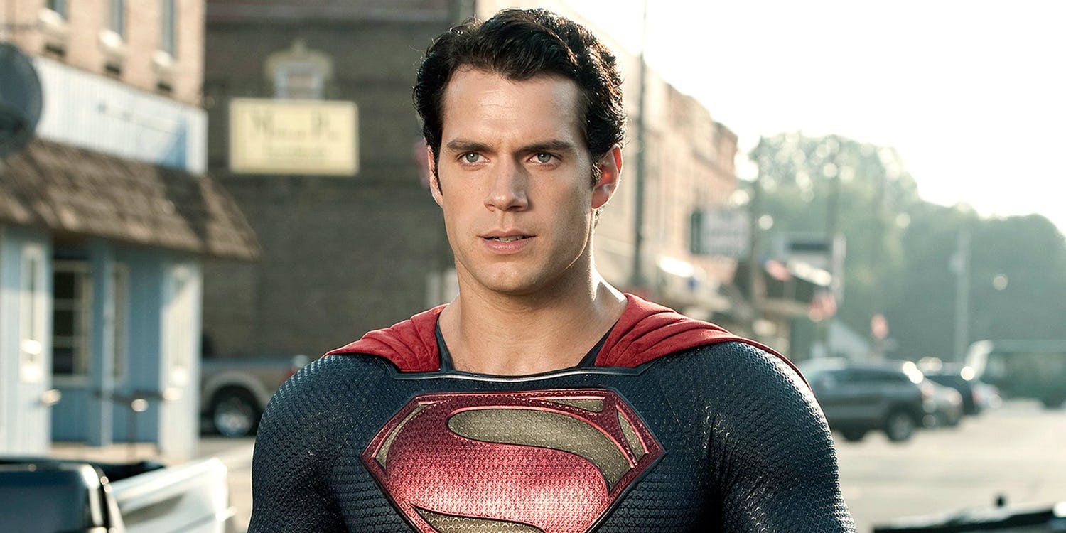 Universo DC: il contratto di Henry Cavill prevede ancora un altro film