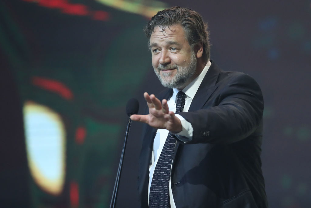 Russell Crowe mette all'asta i suoi cimeli per pagarsi il divorzio