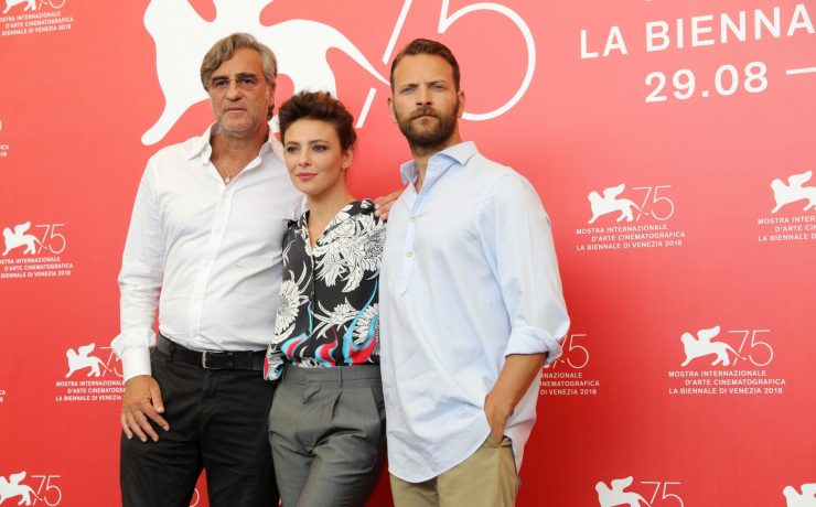 Sulla mia pelle: il photocall successivo alla conferenza stampa con Alessandro Borghi, Max Tortora e Jasmine Trinca