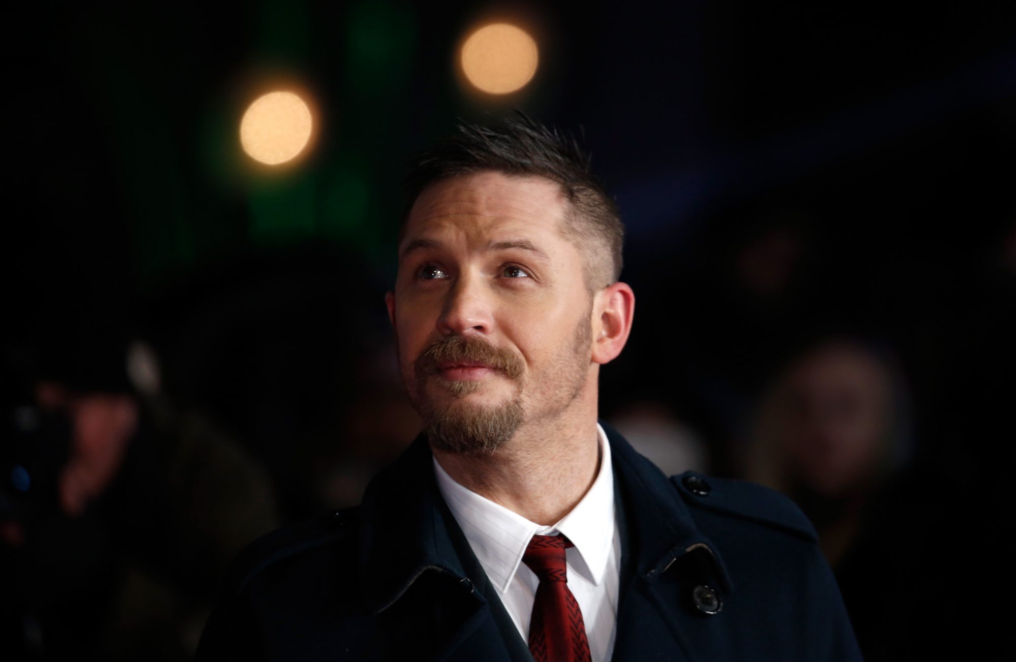 Tom Hardy parla del metodo creativo e dei riferimenti con cui ha dato vita a Venom