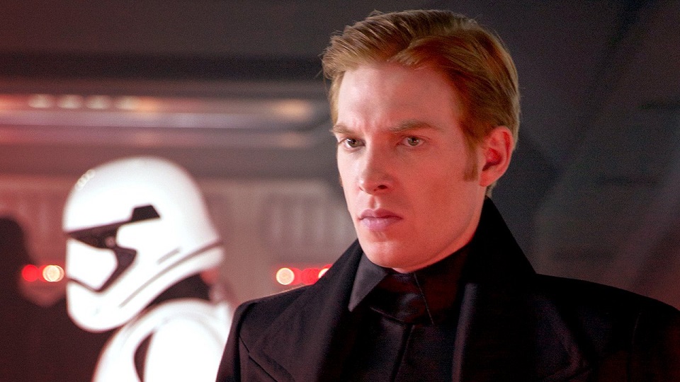 Il Generale Hux di Domhnall Gleeson in Star Wars