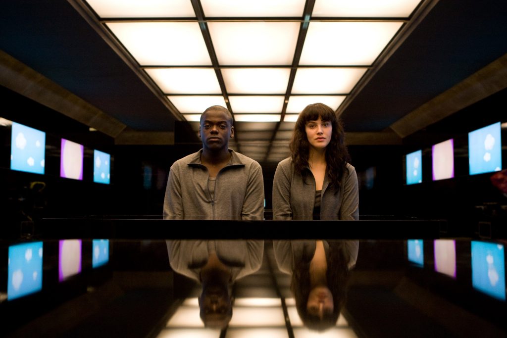 Black Mirror serie distopica di Charlie Brooker