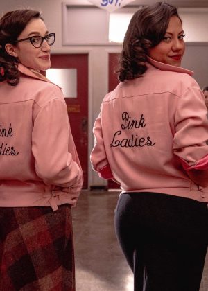 Grease: Rise of the Pink Ladies, brillantina e cromature si sprecano nel primo trailer ufficiale della serie [VIDEO]