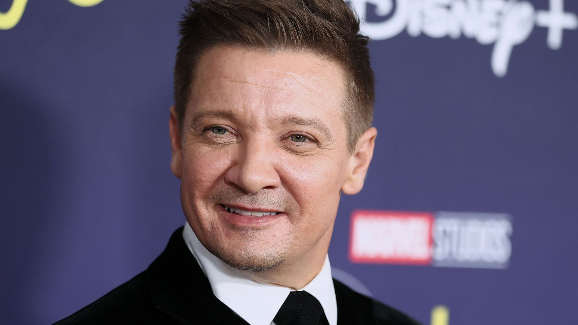 jeremy renner hawkeye