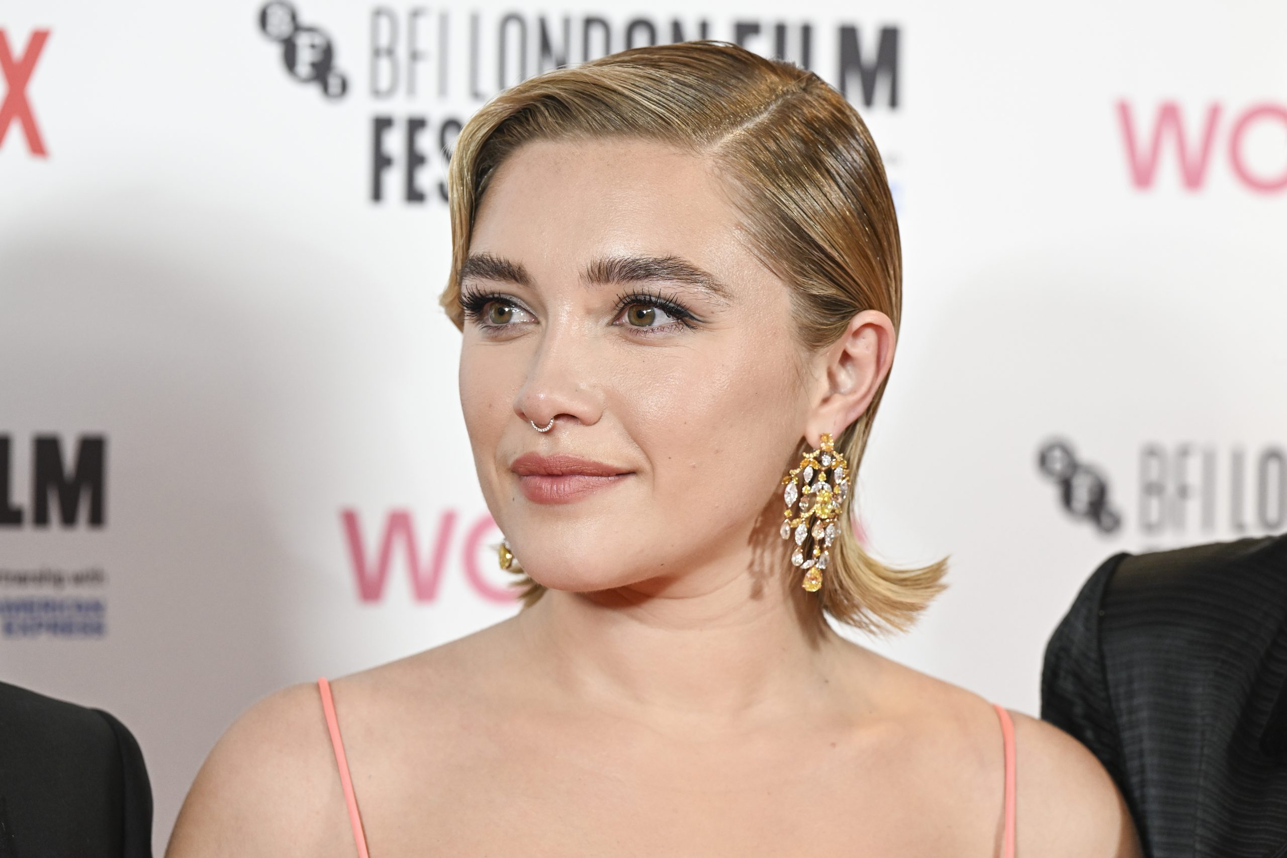 Florence Pugh rivela perché Christopher Nolan si è scusato con lei per il ruolo in Oppenheimer