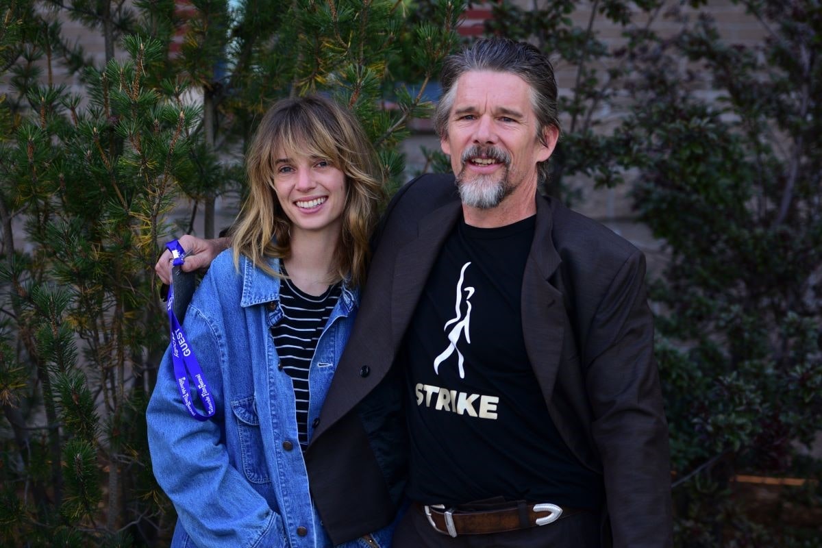 Ethan Hawke Filmed A Sex Scene With His Daughter Maya Background From The Filming Of Wildcat 1889