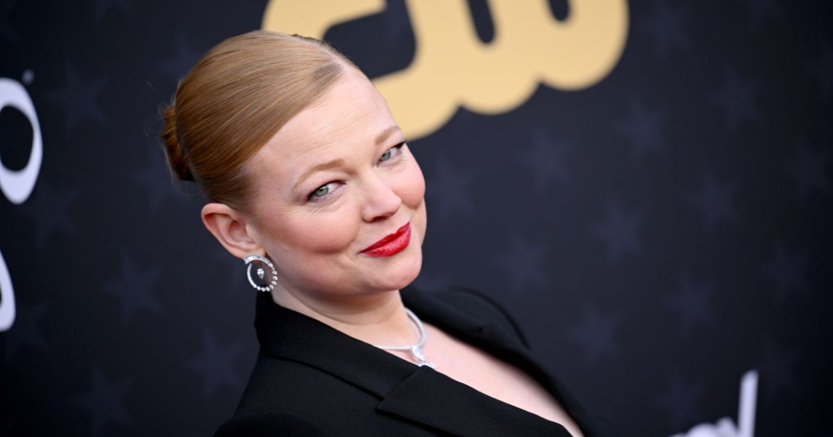 sarah snook succession