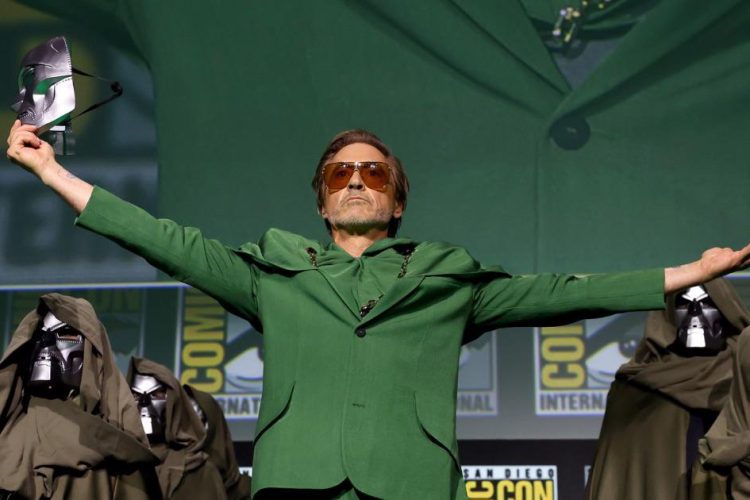 robert downey jr al san diego comic-con