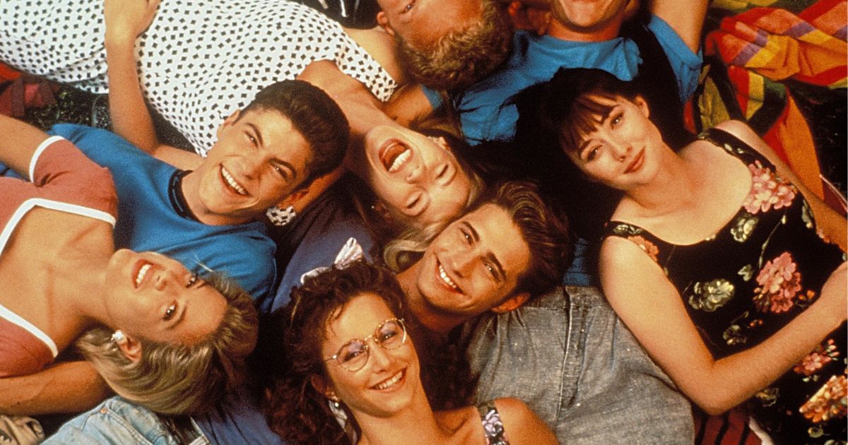 una foto del cast di beverly hills 90210