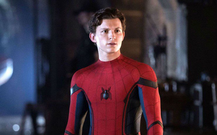 Tom Holland nei panni di Spider-Man