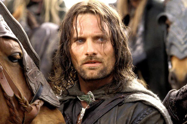 Viggo Mortensen in una scena de Il Signore degli Anelli