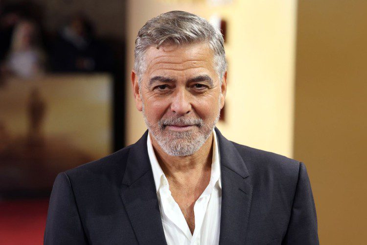 Primo piano di George Clooney