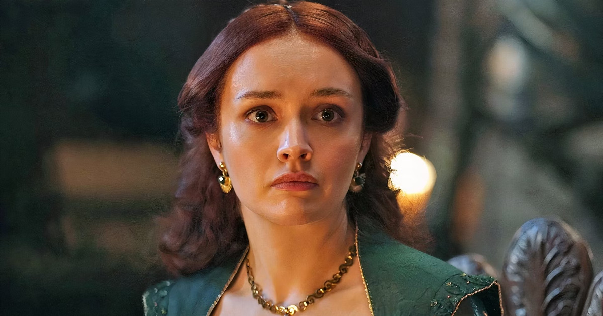 Alicent Hightower (Olivia Cooke) in House of the Dragon