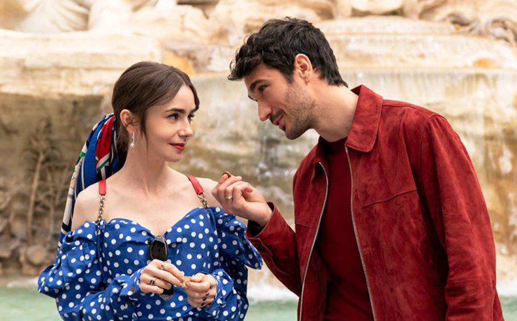 Lily Collins e Eugenio Franceschini nei panni di Emily e Marcello in Emily in Paris