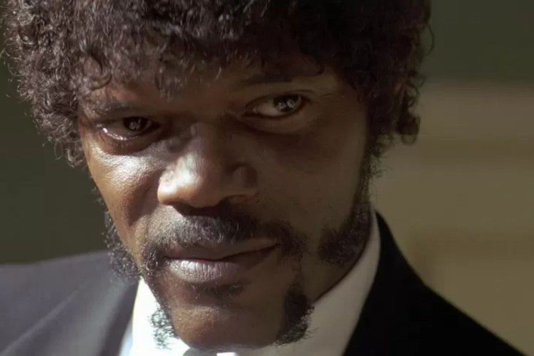 samuel l jackson recita la frase di pulp fiction