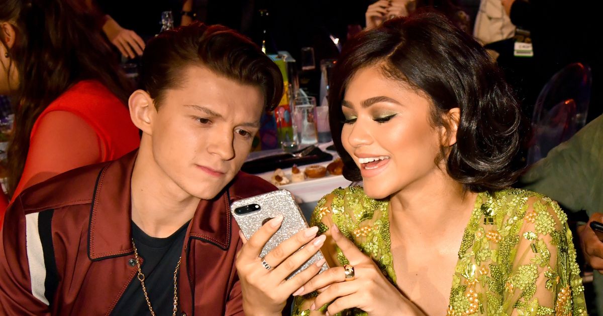 tom holland svela perchè cerca zendaya su google