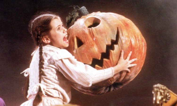 un frame del film Return to Oz della Disney