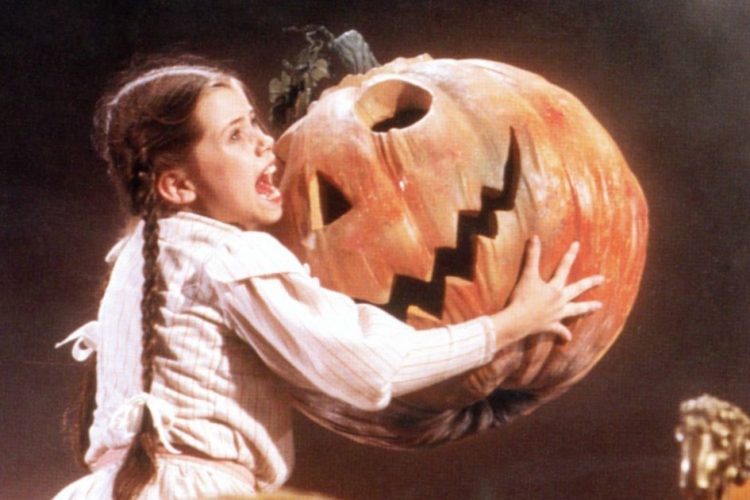 un frame del film Return to Oz della Disney