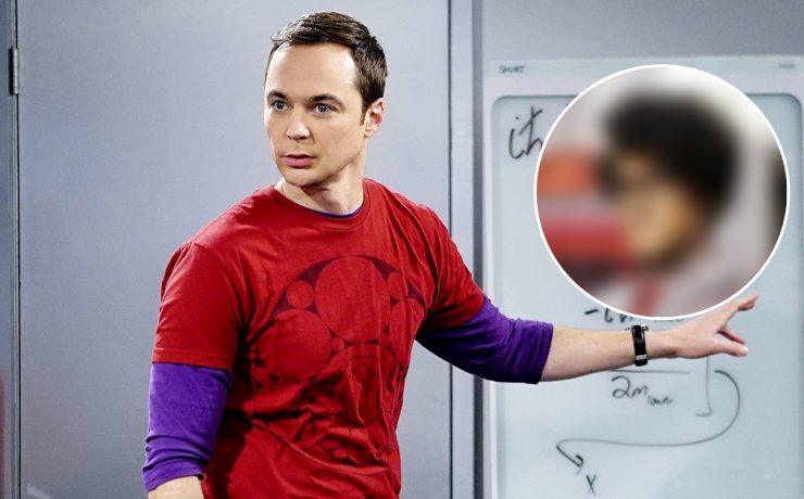 Sheldon Cooper in un frame di The Big Bang Theory