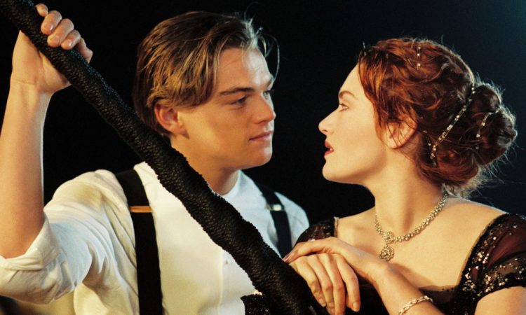 Leonardo DiCaprio e Kate Winslet in Titanic