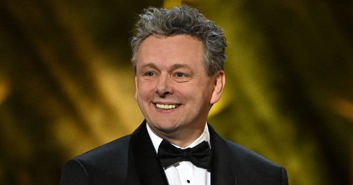 un primo piano di Michael Sheen