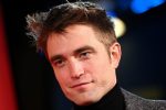 un primo piano di Robert Pattinson